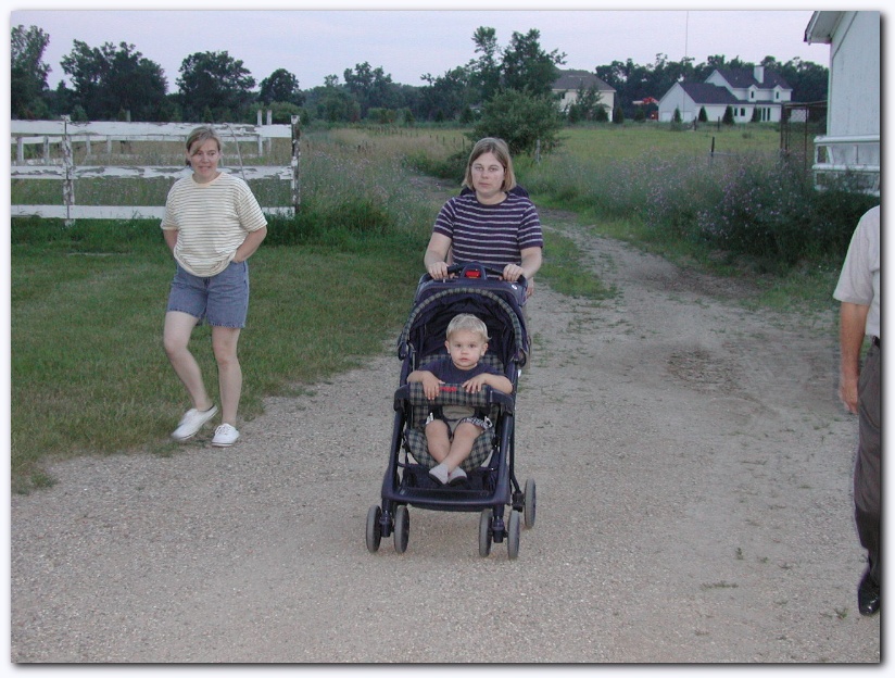 801x600 pixels (225K)