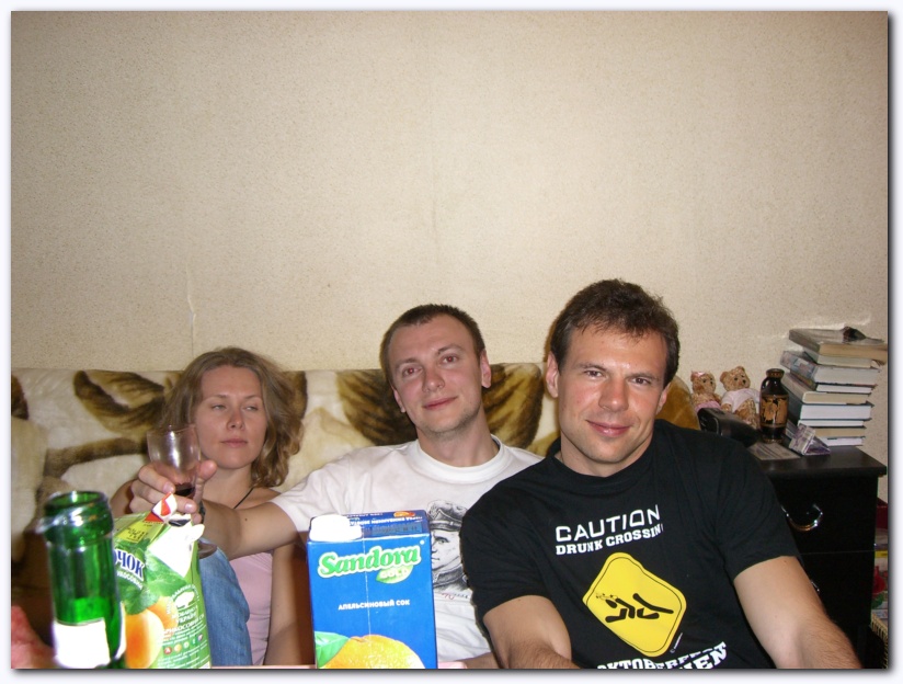 802x601 pixels (172K)