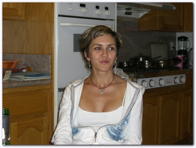 802x601 pixels (145K)