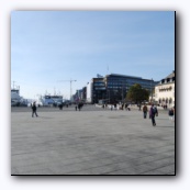 Aker Brygge - /     