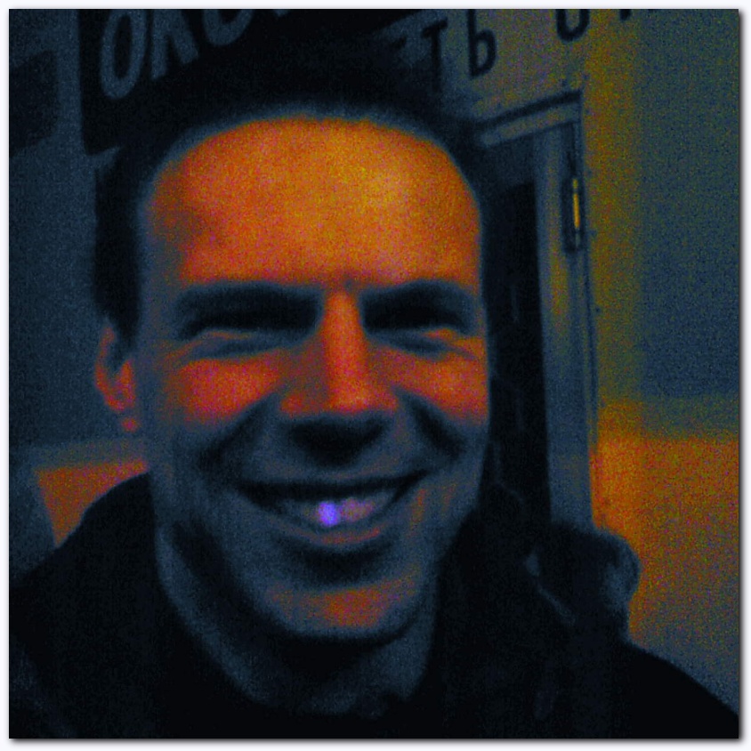 802x801 pixels (212K)