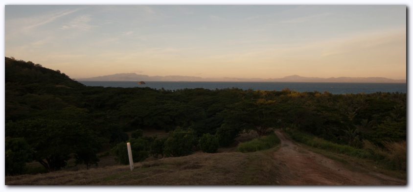 822x369 pixels (73K)
